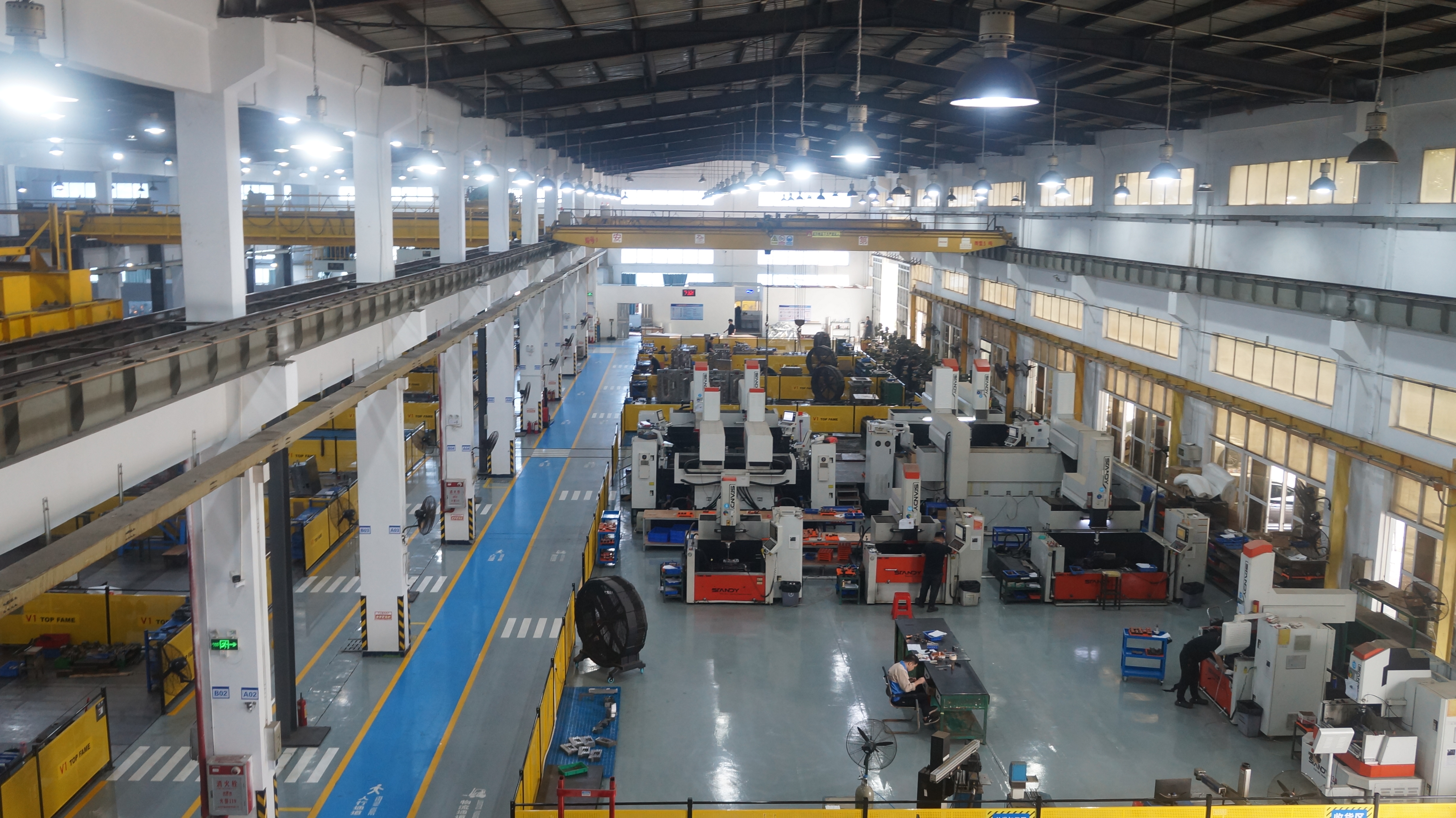 plastic injection molding companies,automotive injection mold manufacturer,mold maker factory